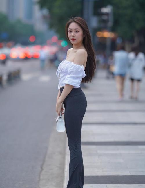 图片[3]-身材非常哇塞的瑜伽裤女孩  J1333 521P6V-21.6GB-嗨街拍