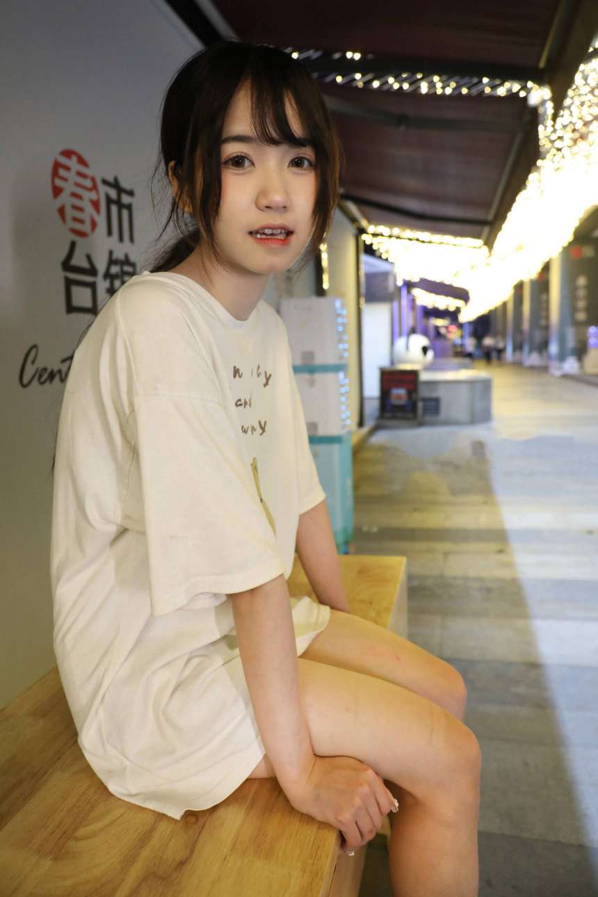 图片[4]-KTV里唱歌的长腿帆布鞋女孩【102P】20015-嘿次元